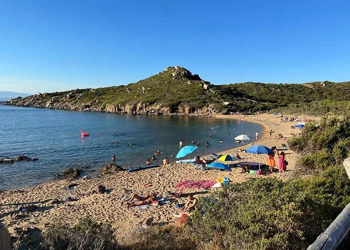 A Few Steps From The ヴィラ *